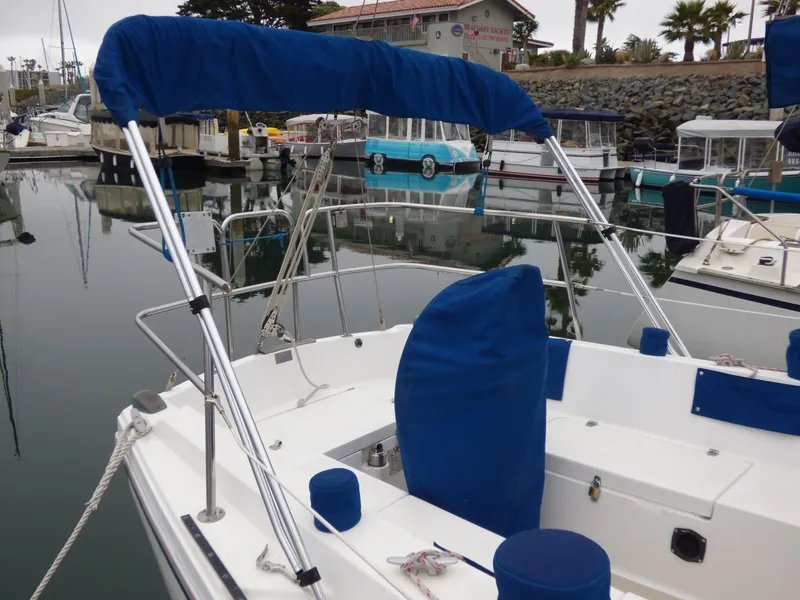 1985 Catalina 30