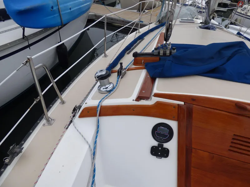 1985 Catalina 30