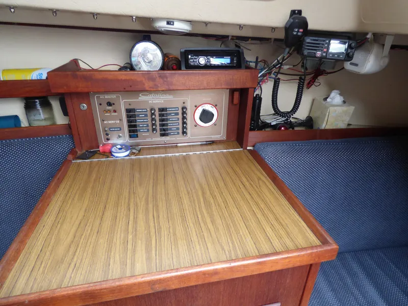 1985 Catalina 30