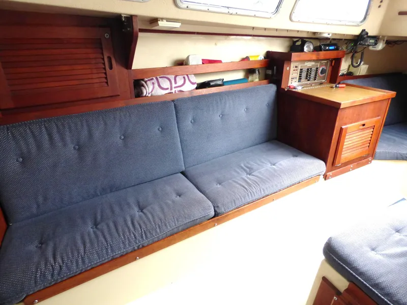 1985 Catalina 30