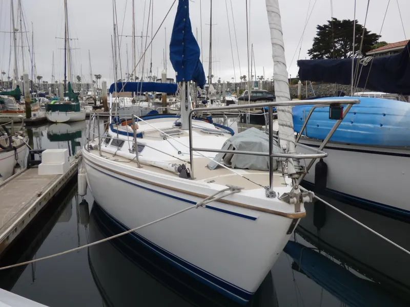 1985 Catalina 30