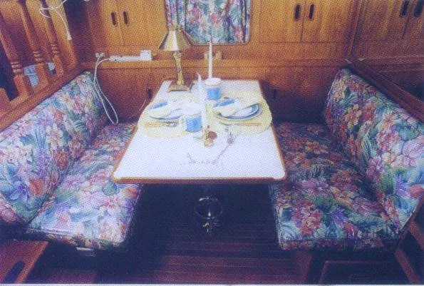 1987 President Aft Cabin Motor Yacht
