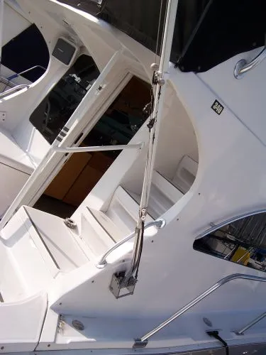 2000 Luhrs 340 Convertible