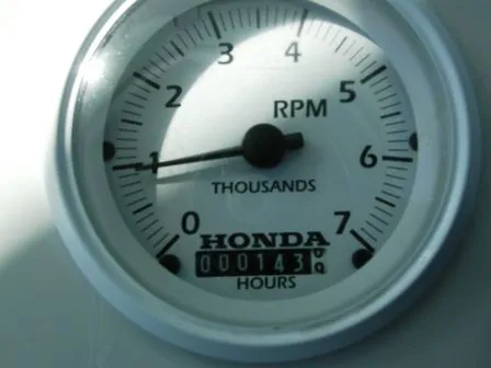 low engine hrs