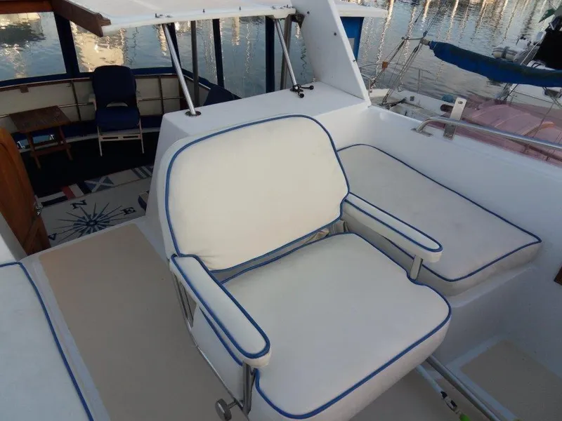 1986 Young Sun Aft Cabin