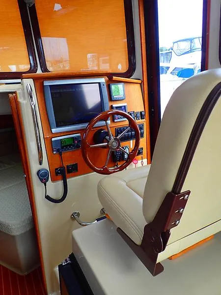2011 Ranger Tugs R-29