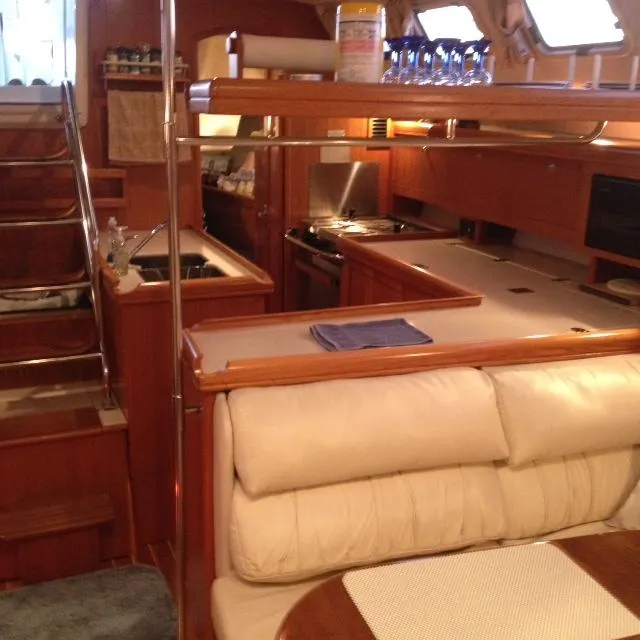 2003 Hunter 466