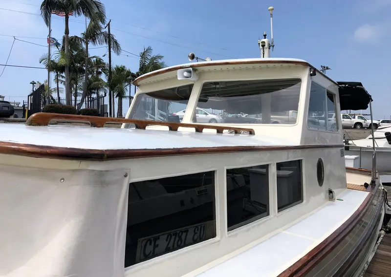 1971 Roughwater 35 Pilot House