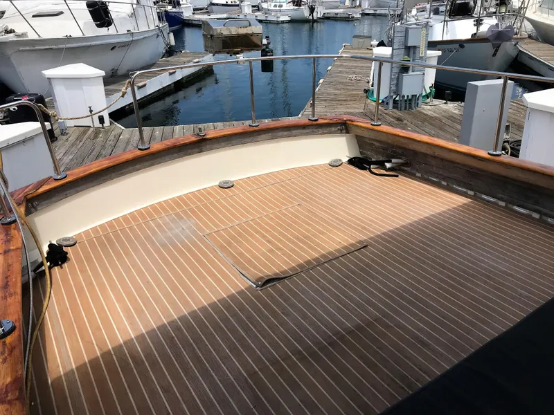 1971 Roughwater 35 Pilot House