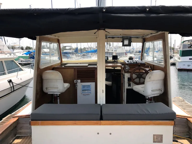 1971 Roughwater 35 Pilot House