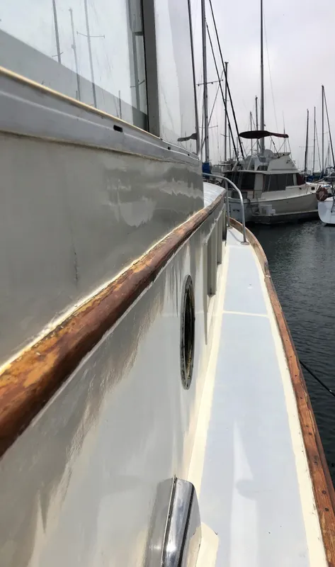 1971 Roughwater 35 Pilot House