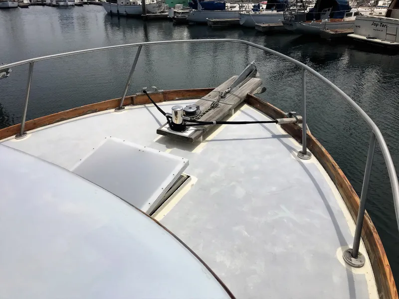 1971 Roughwater 35 Pilot House