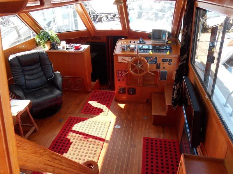 1986 Young Sun Aft Cabin