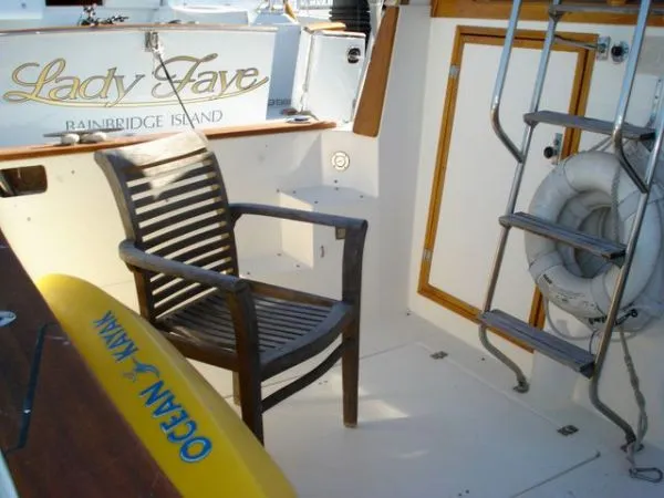 Aft Cockpit