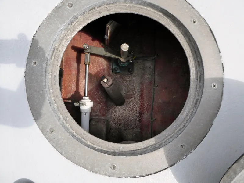 Commercial deck hatches