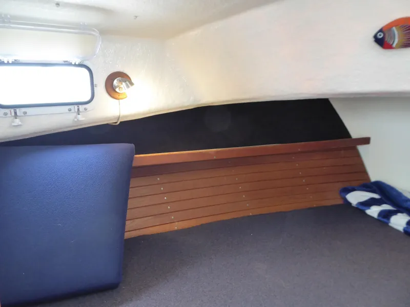 Forward berth to port