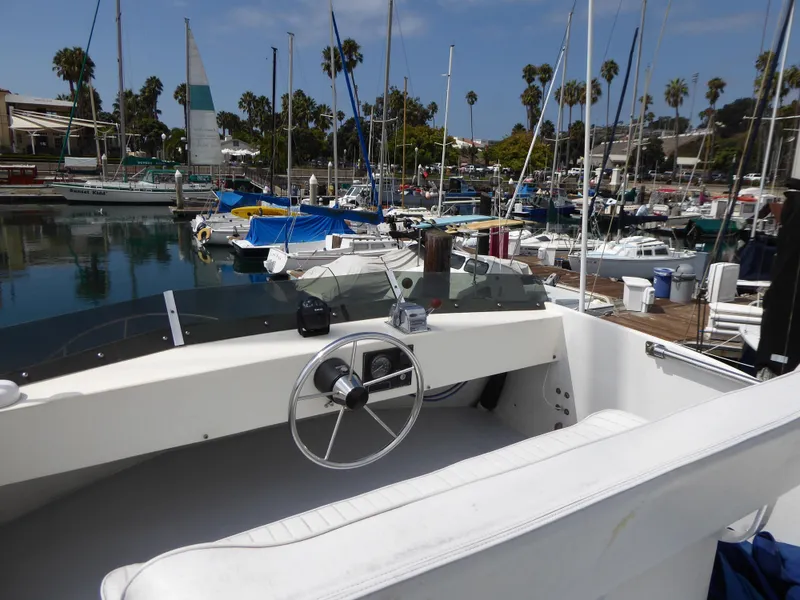 Flybridge helm