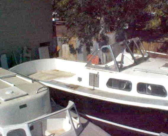 1985 Navy Sportfisher conversion