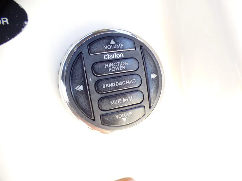 2003 Meridian 341 Sedan