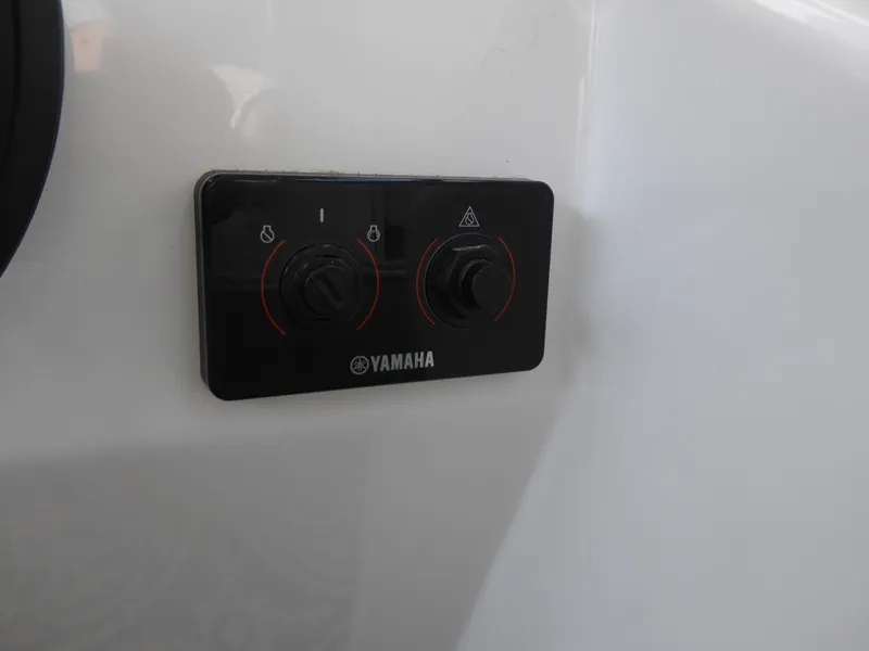Outboard Gages