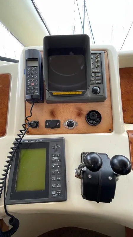 1996 Azimut 54 Flybridge Yacht
