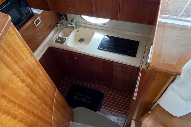 1996 Azimut 54 Flybridge Yacht