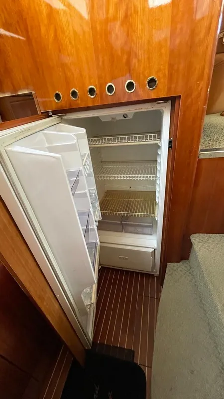 1996 Azimut 54 Flybridge Yacht