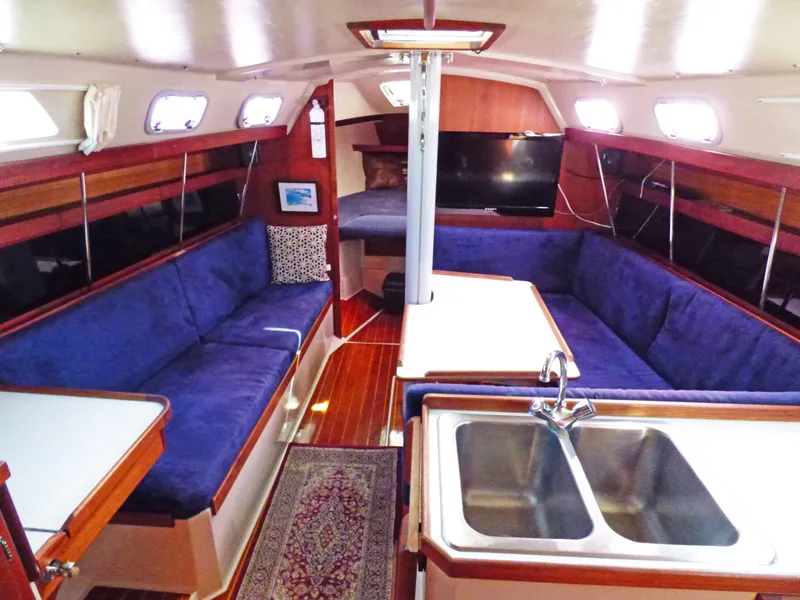 1988 Catalina 34