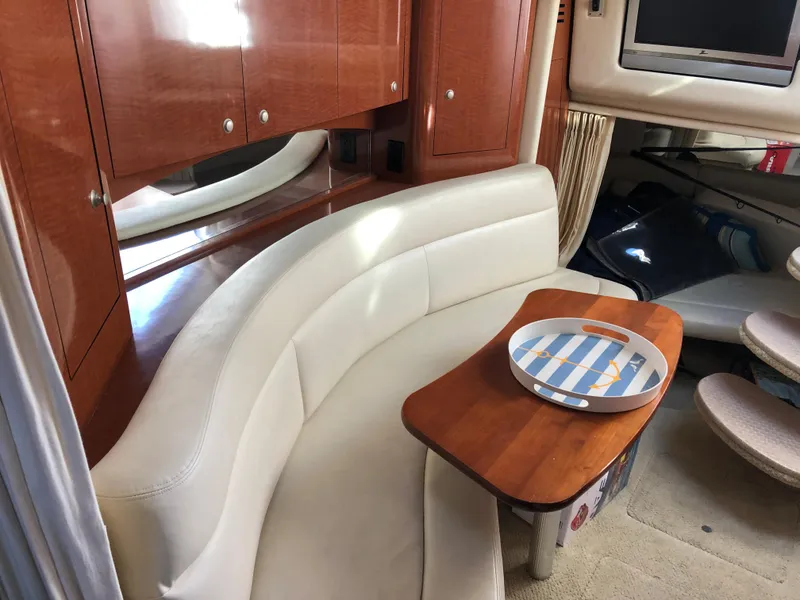 2005 Sea Ray Sundancer 320
