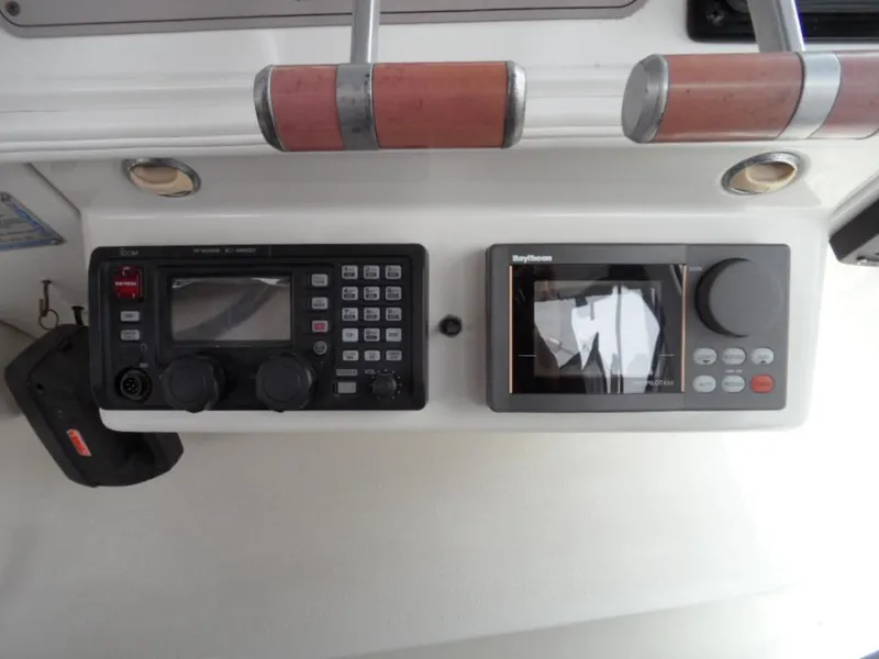 1996 Carver 500 Cockpit Motor Yacht