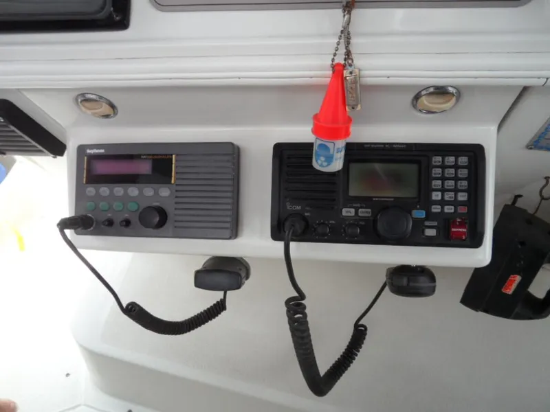 1996 Carver 500 Cockpit Motor Yacht