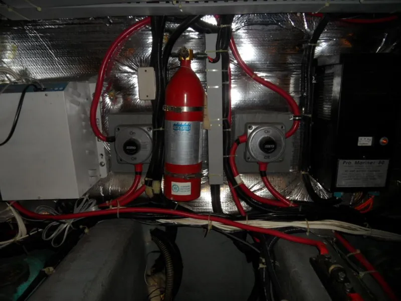 1996 Carver 500 Cockpit Motor Yacht