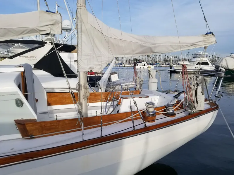 1965 Pearson Countess
