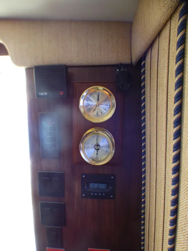 1987 Hatteras Convertible
