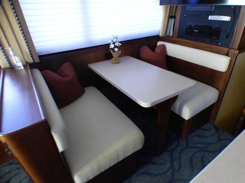 1987 Hatteras Convertible