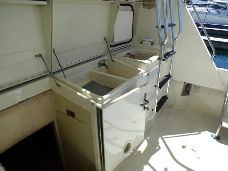 1987 Hatteras Convertible