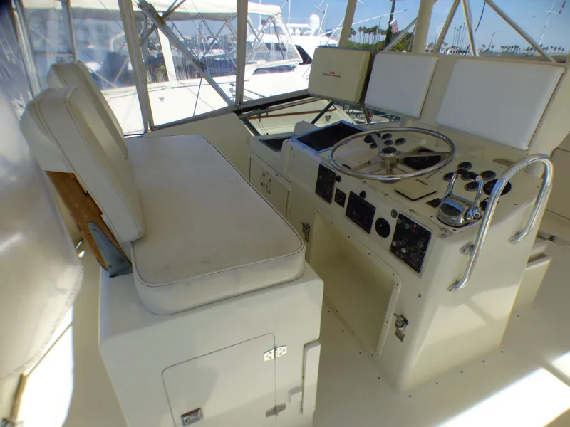 1987 Hatteras Convertible