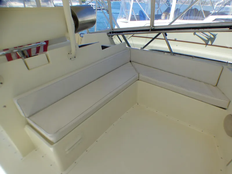 1987 Hatteras Convertible