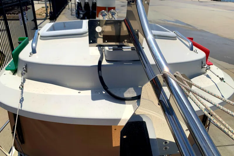 2017 Ranger Tugs R-21 EC