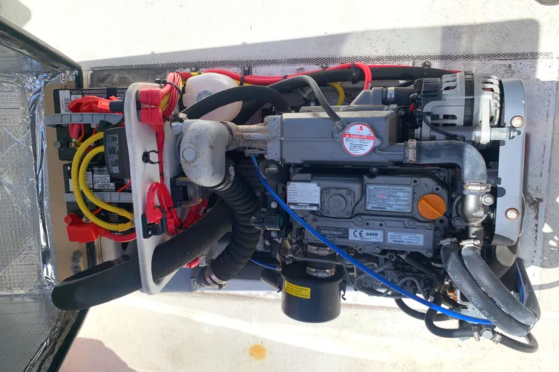 2017 Ranger Tugs R-21 EC