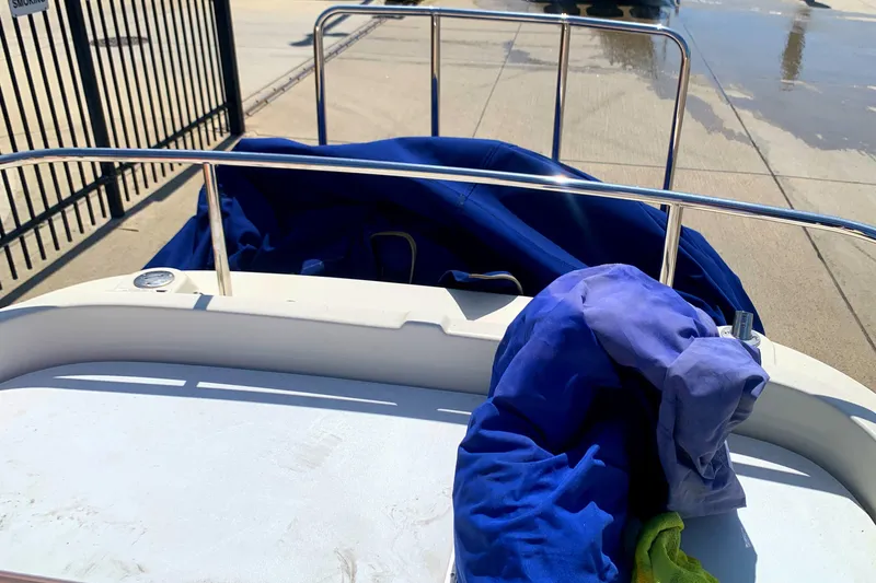 2017 Ranger Tugs R-21 EC