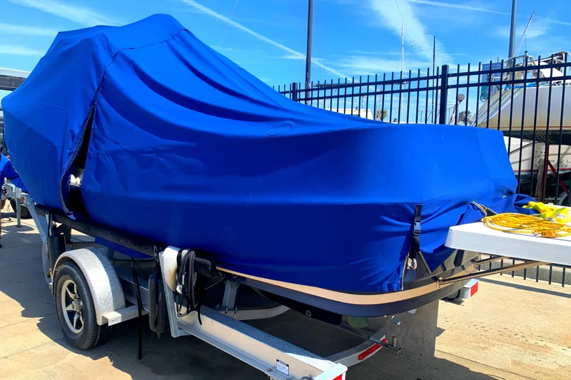 2017 Ranger Tugs R-21 EC