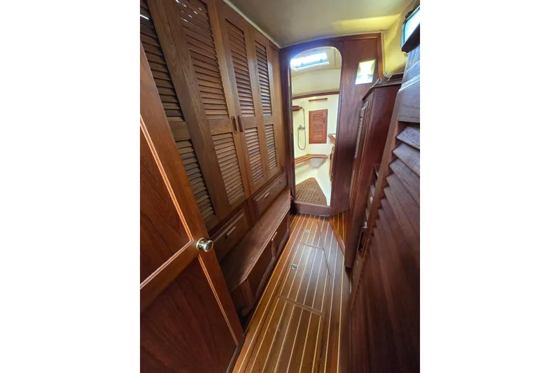 Stateroom and Fwd Head