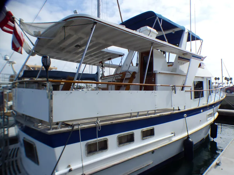 1988 DeFever 44 Motor Yacht