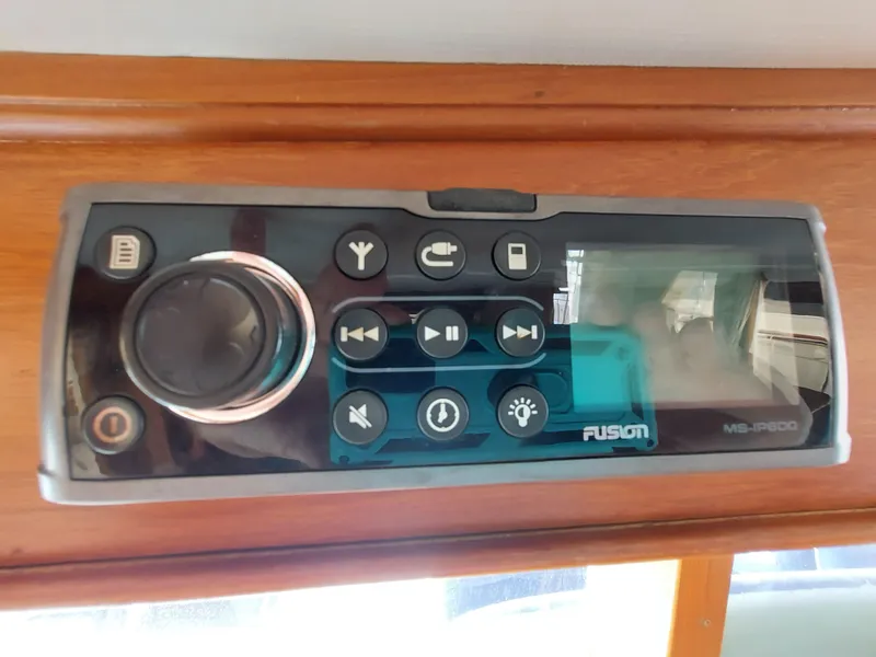 1988 DeFever 44 Motor Yacht