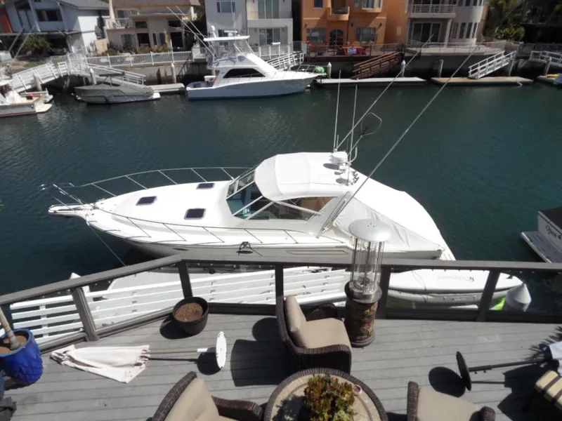 1991 Tiara Yachts 3600 Open