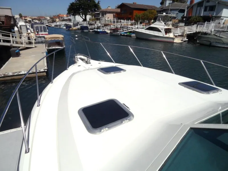 1991 Tiara Yachts 3600 Open
