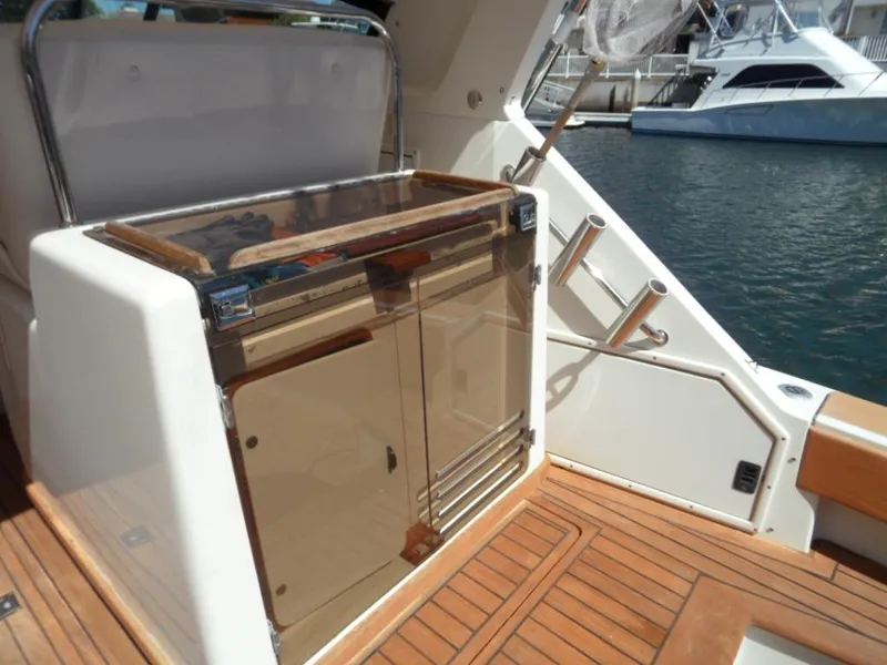 1991 Tiara Yachts 3600 Open