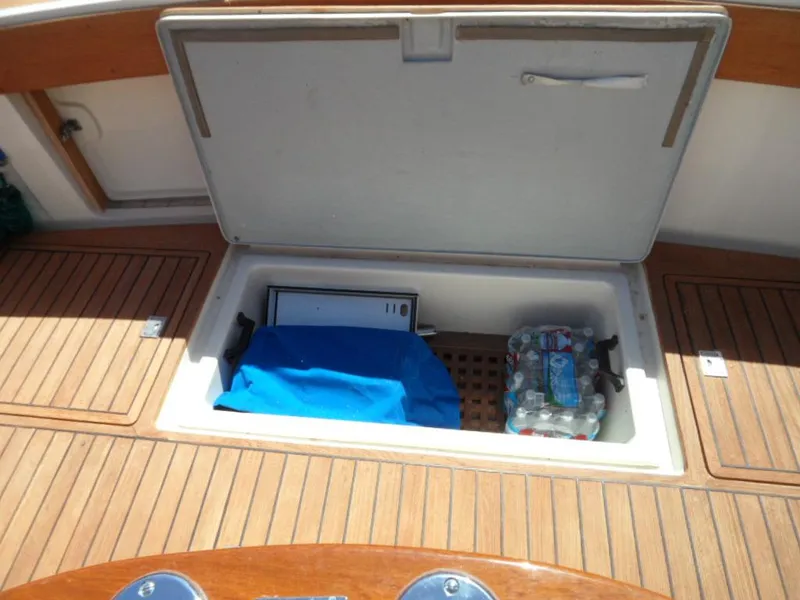 1991 Tiara Yachts 3600 Open