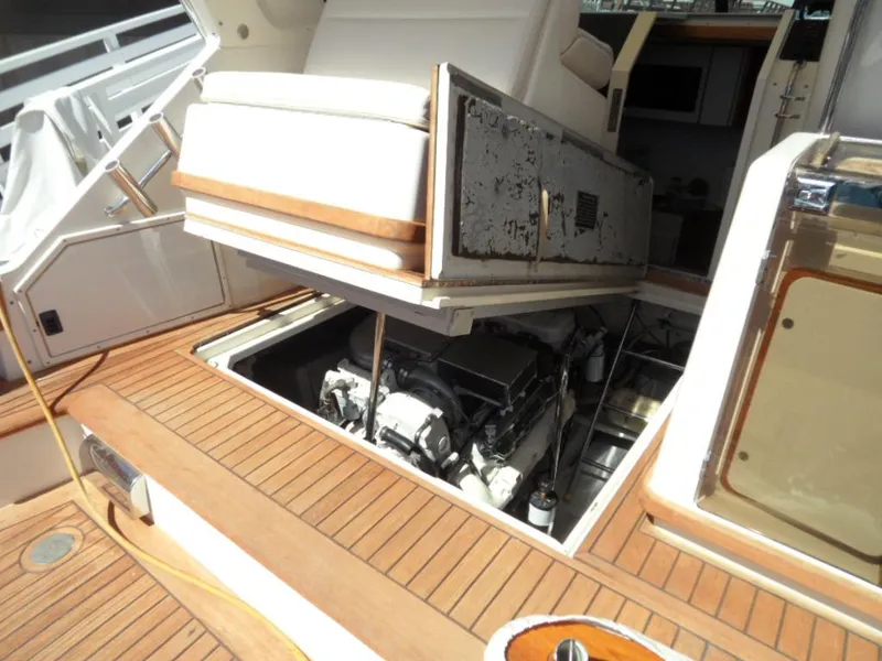 1991 Tiara Yachts 3600 Open